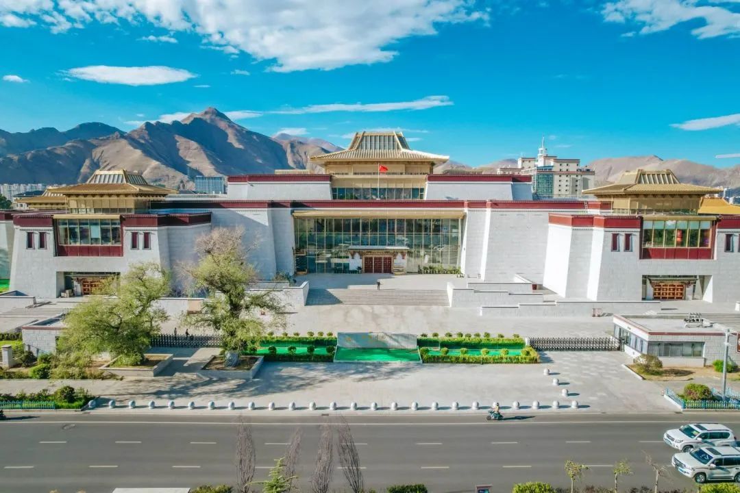 雪域丰碑—西藏革命文物展(图1)